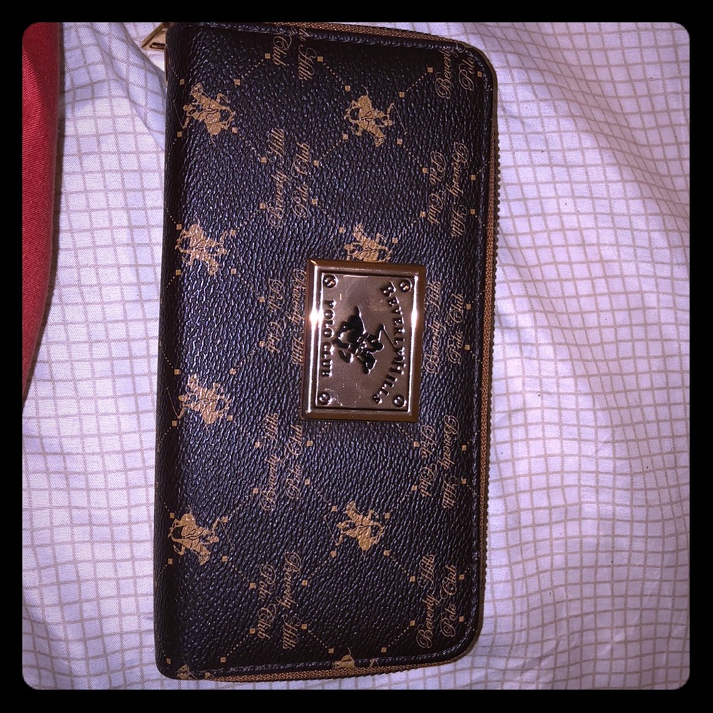A polo wallet